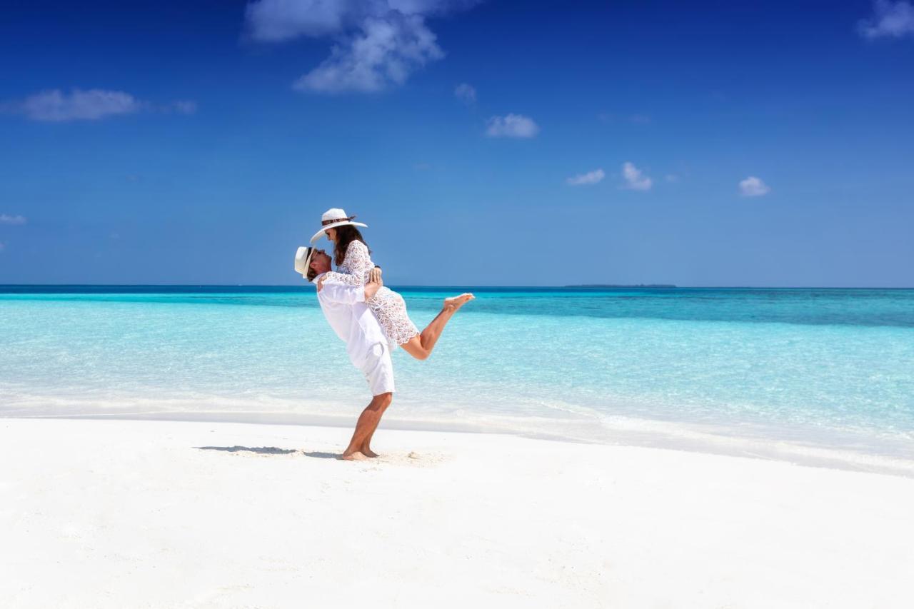 Avani Plus Fares Maldives Resort - 50 Percent Off On Seaplane Transfer For Minimum Stay Of 3 Nights And More For Stays Until 31 October 2025 Kendhoo 外观 照片
