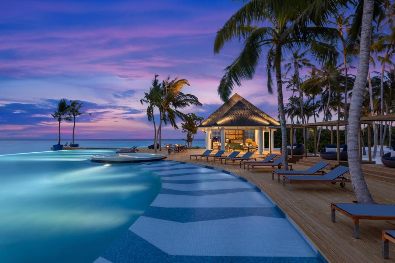 Avani Plus Fares Maldives Resort - 50 Percent Off On Seaplane Transfer For Minimum Stay Of 3 Nights And More For Stays Until 31 October 2025 Kendhoo 外观 照片