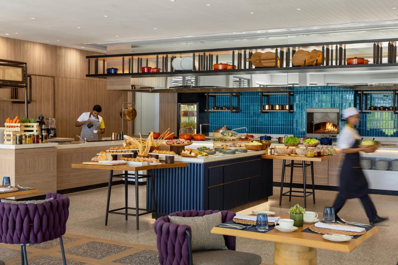 Avani Plus Fares Maldives Resort - 50 Percent Off On Seaplane Transfer For Minimum Stay Of 3 Nights And More For Stays Until 31 October 2025 Kendhoo 外观 照片